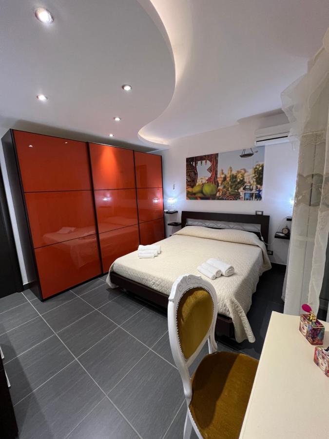 Nel Cortile Suite 切法卢 外观 照片