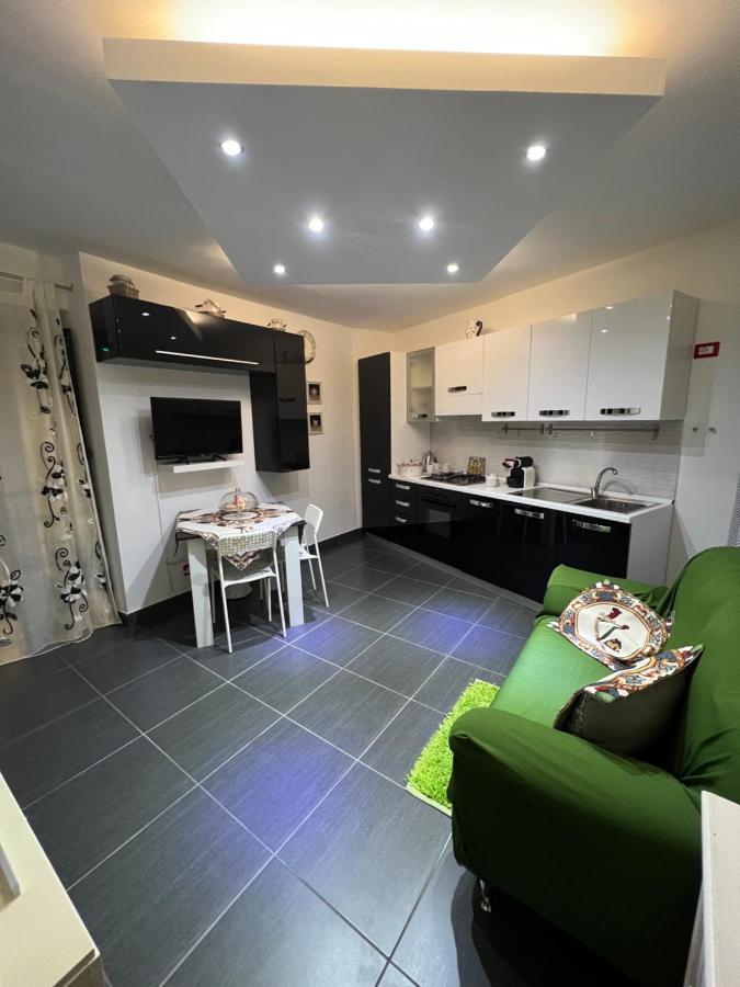 Nel Cortile Suite 切法卢 外观 照片