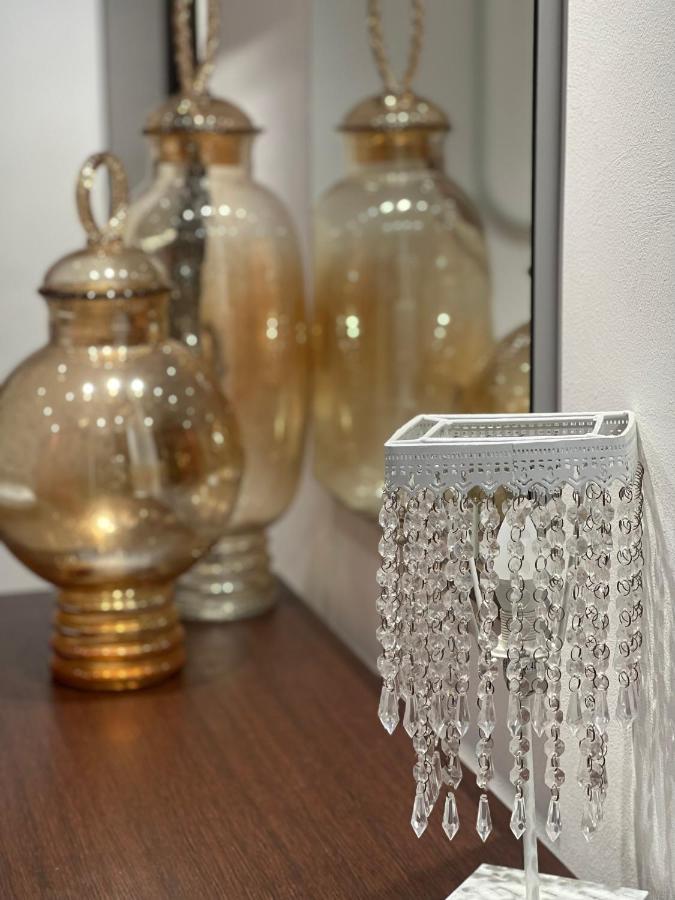 Nel Cortile Suite 切法卢 外观 照片