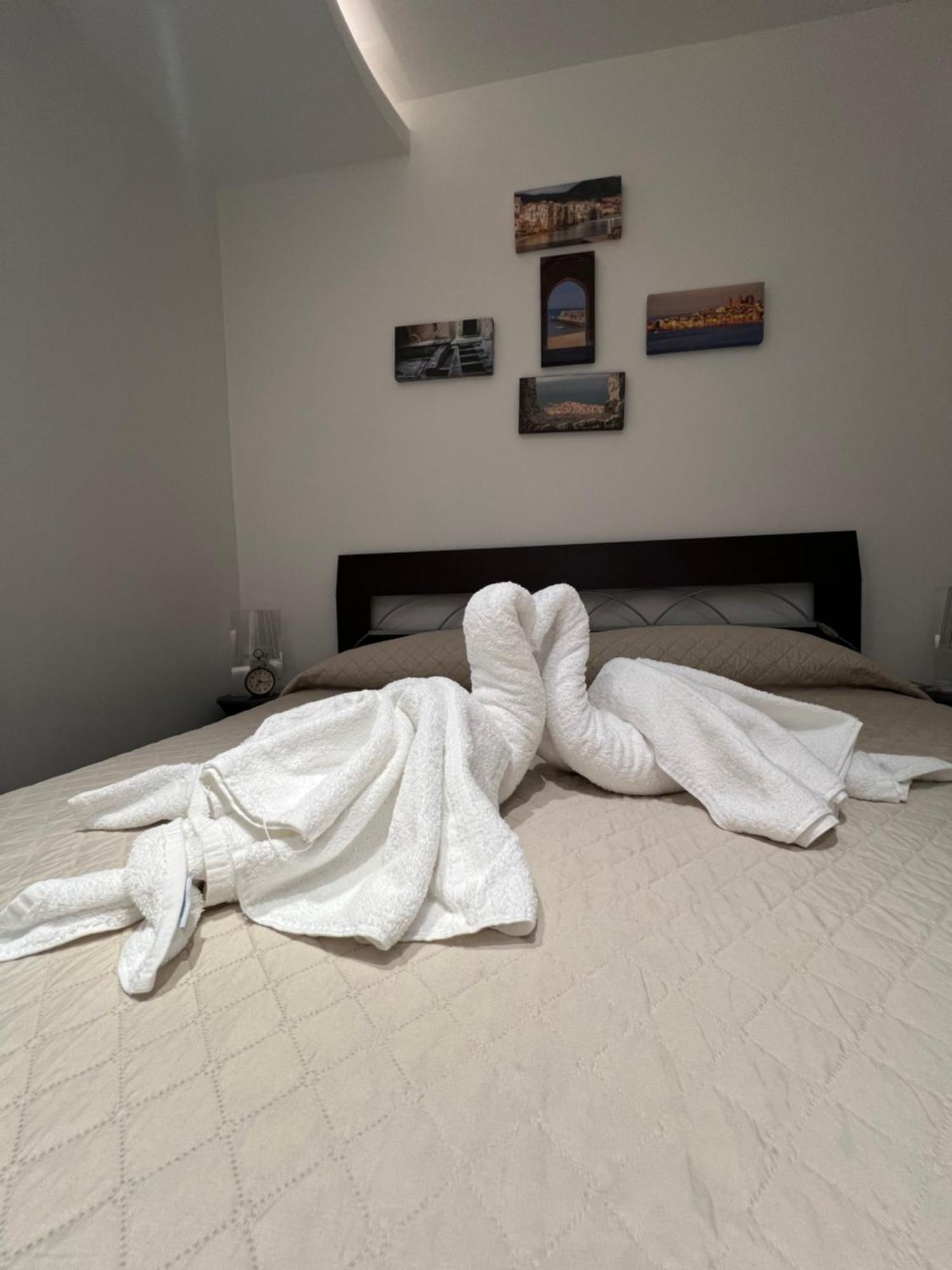 Nel Cortile Suite 切法卢 外观 照片