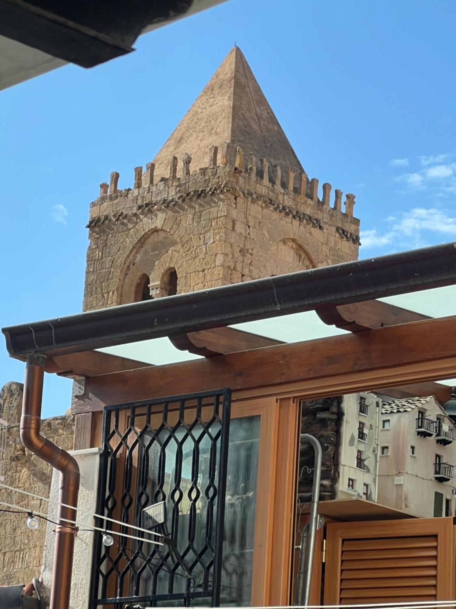 Nel Cortile Suite 切法卢 外观 照片