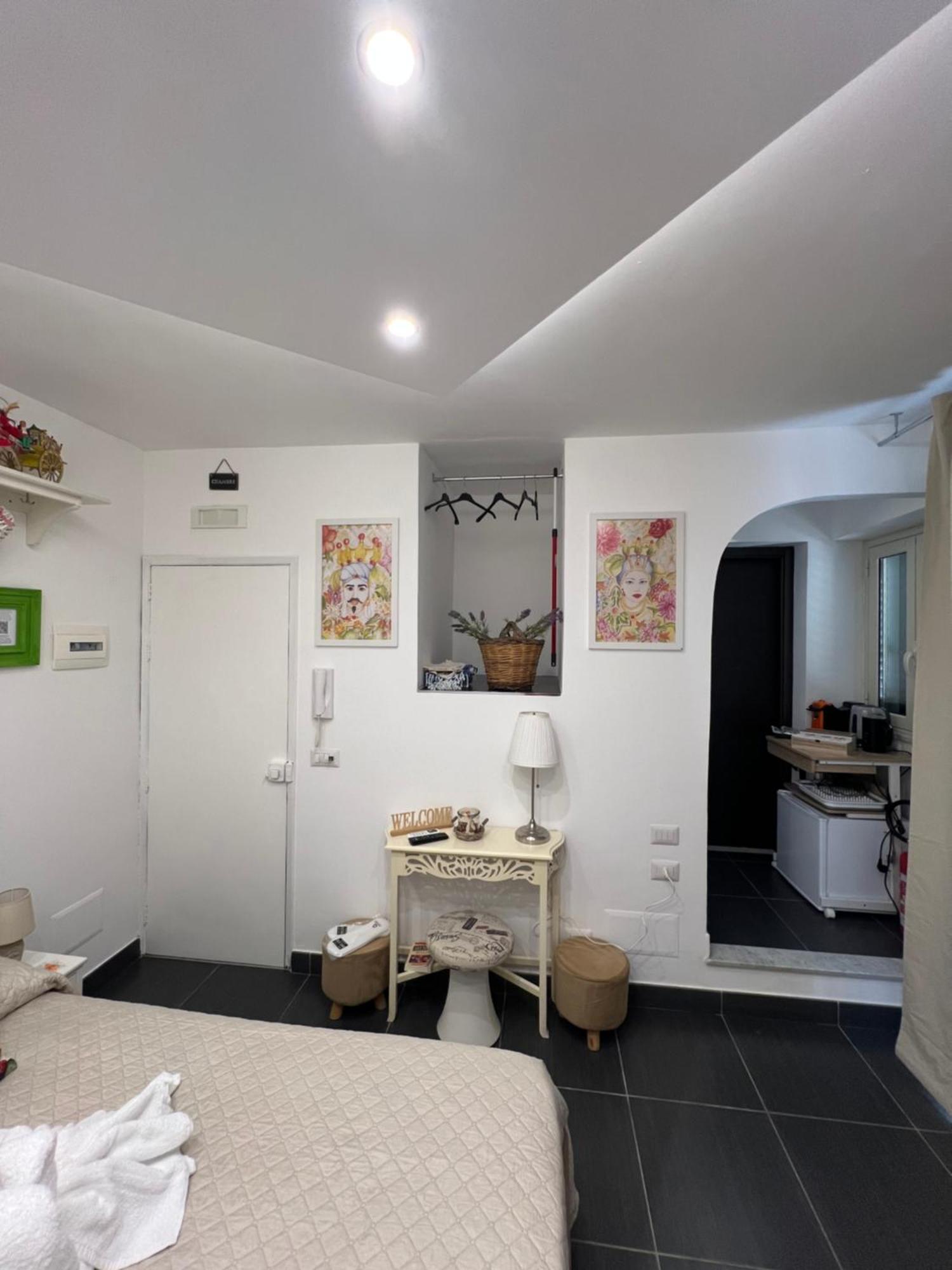 Nel Cortile Suite 切法卢 外观 照片